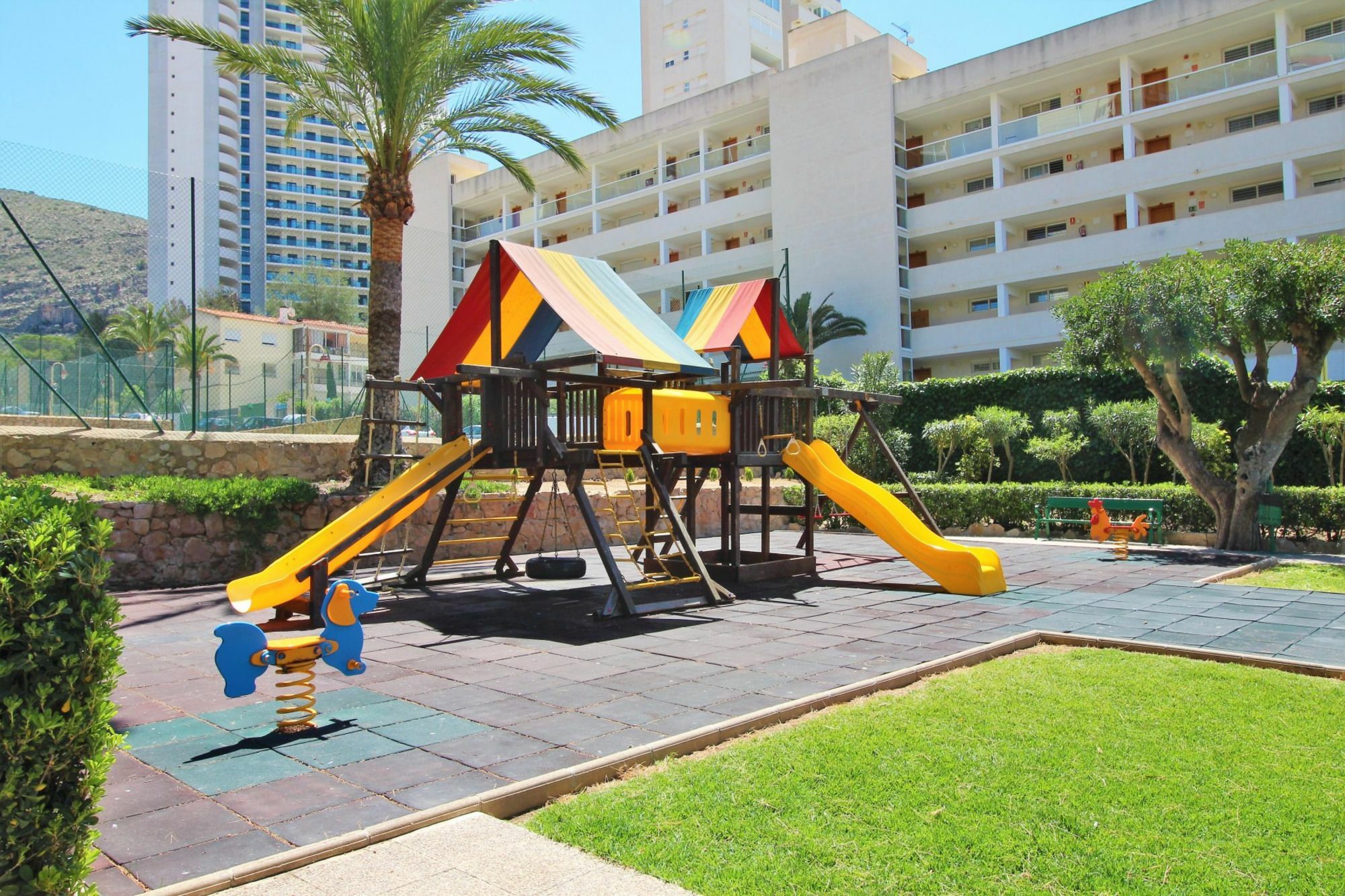 Апартаменты Playmon Park 8-10 Бенидорм Экстерьер фото