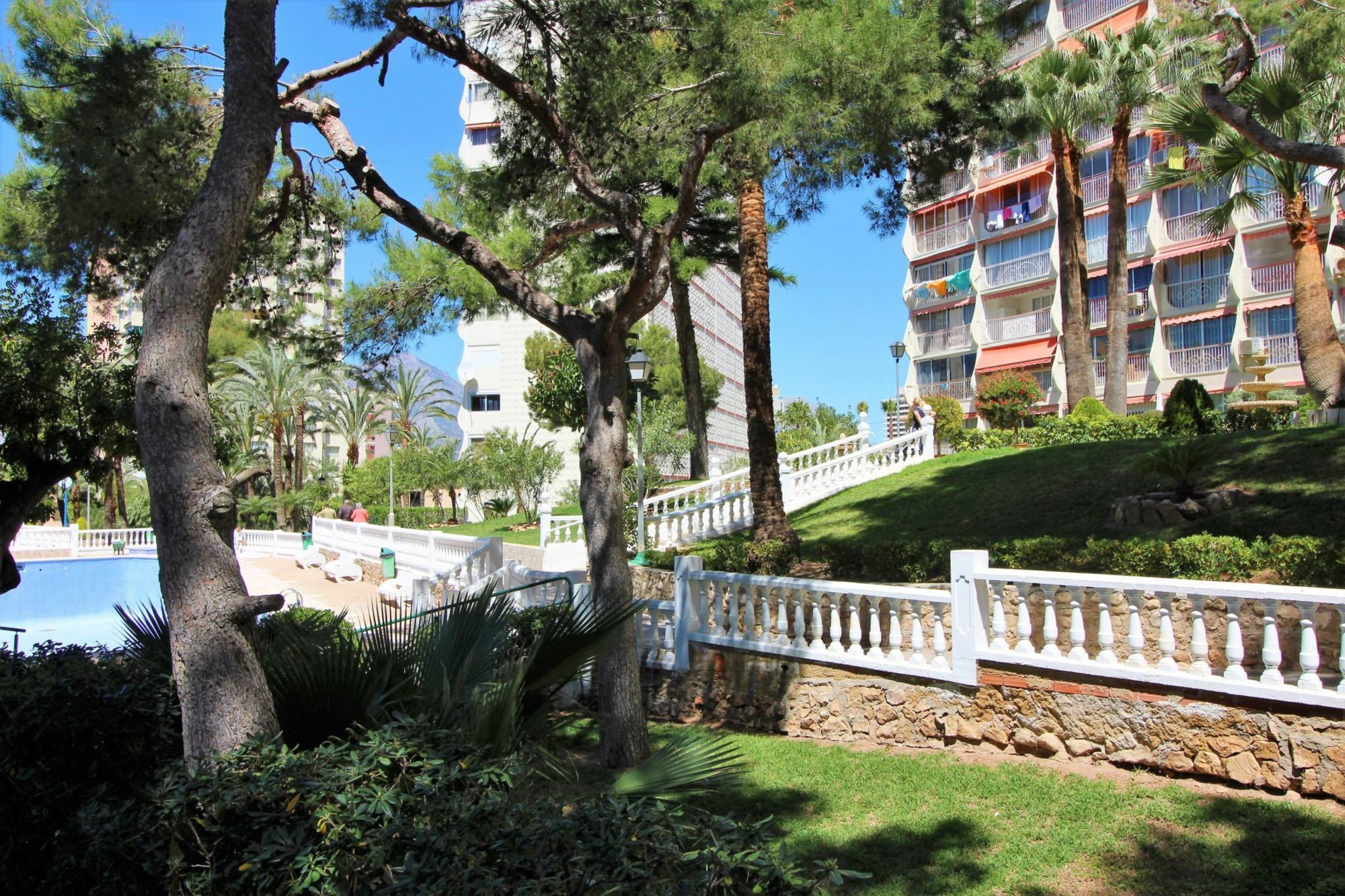 Апартаменты Playmon Park 8-10 Бенидорм Экстерьер фото